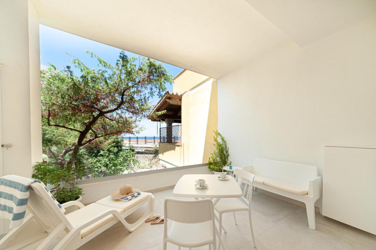 Lux B&Beach Sardvs Кастельсардо Экстерьер фото